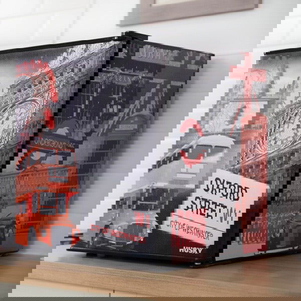London Mini Fridge - manspaces.co.uk -